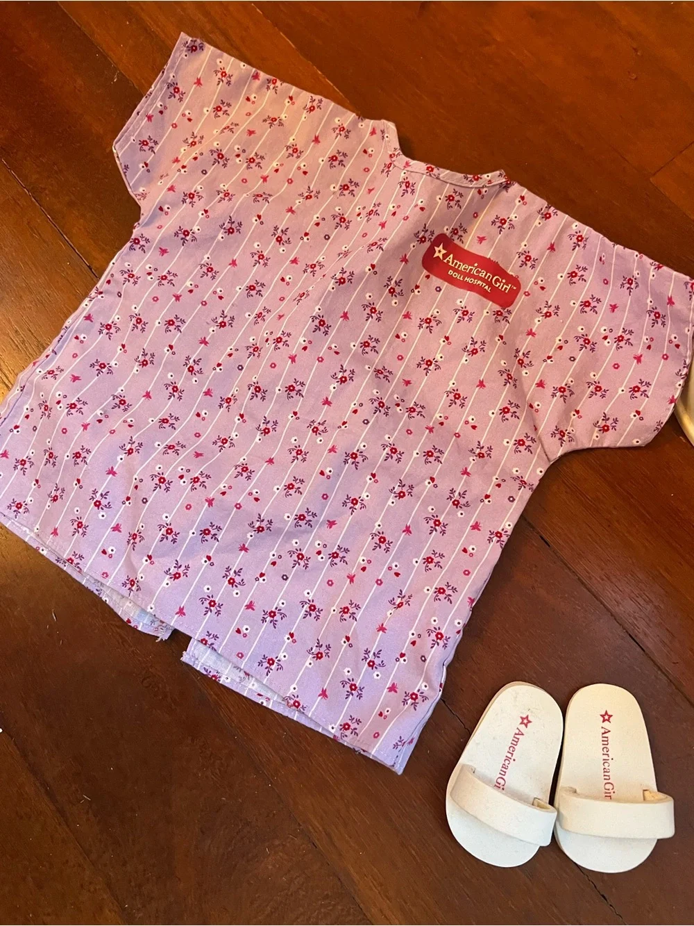 American girl doll spa bathroom vanity with accessories retired
